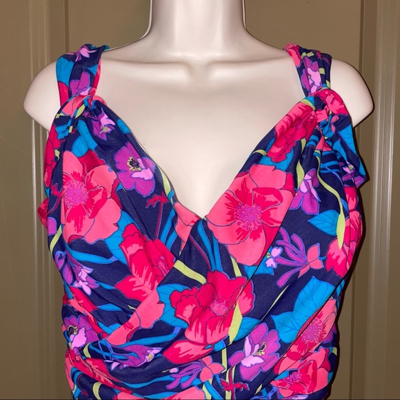 Lands' End One Piece Swim Suit Navy Floral 18W - Picture 4 of 12